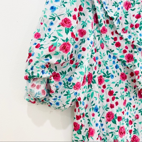 NEW Zara floral button up top - Picture 8 of 13